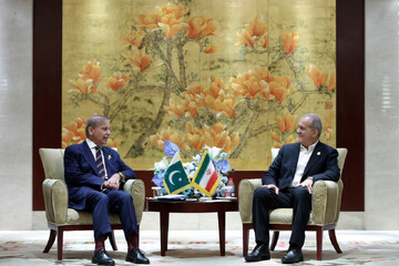 گفت‌وگوی تلفنی شهباز شریف و پزشکیان