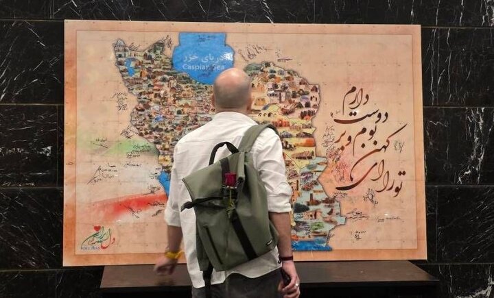 دیدار هنرمندان با آسیبدیدگان جنگ + عکس