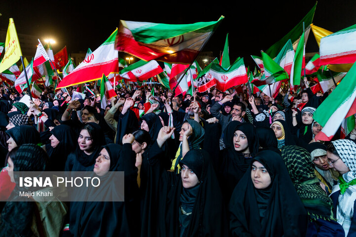 دختران ایران امروز نماد استقامت، هویت و امید به آینده‌اند