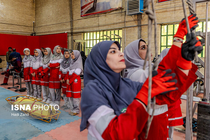 مدیرکل جمعیت هلال‌احمر خراسان رضوی: بیش از ۶۰ درصد داوطلبان هلال‌احمر بانوان هستند