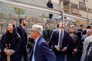 بازدید سفرا از مناطق آسیب دیده در جنگ رمضان