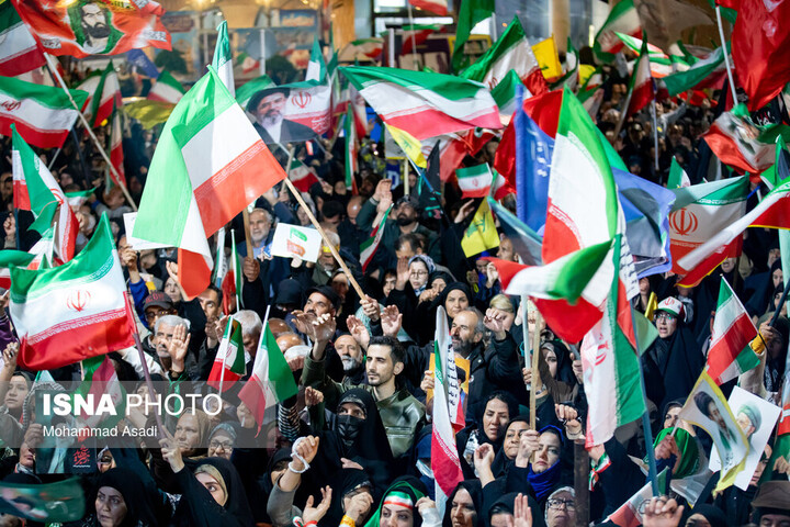 سخنگوی مجمع نمایندگان تهران:  تجمعات مردمی صحنه جدیدی از عظمت ایران را به تصویر کشیده است