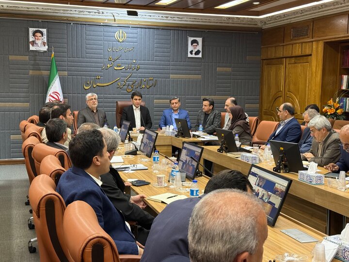 استاندار کردستان بر بهره‌گیری از ظرفیت‌های مرزی تأکید کرد