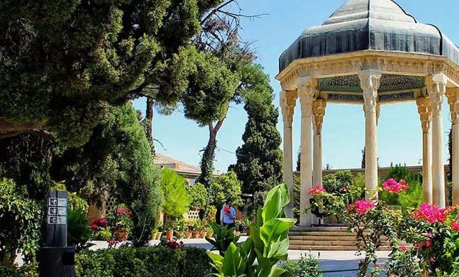 «گردشگری» صنعت پیشران در بازسازی اقتصادی کشور