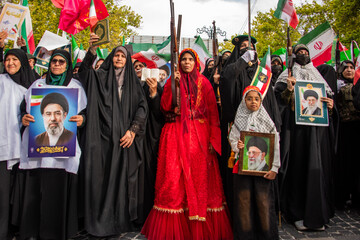 خیابان ارم میعادگاه دختران شیرازی -شیراز