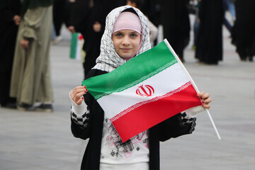 تجمع مادران و دختران در زنجان
