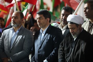 پشتوانه مردمی، قدرت نظام جمهوری اسلامی/ حضور مردم کرمان زبانزد مسئولان کشور