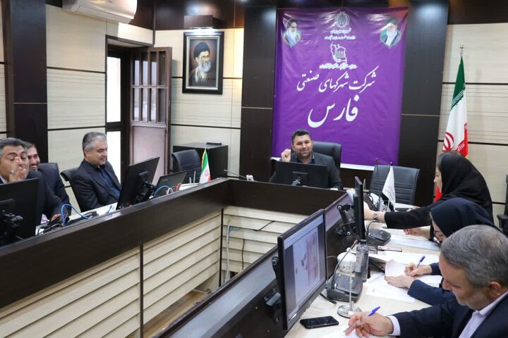 تعیین تکلیف ۲۱ پرونده صنعتی راکد در فارس