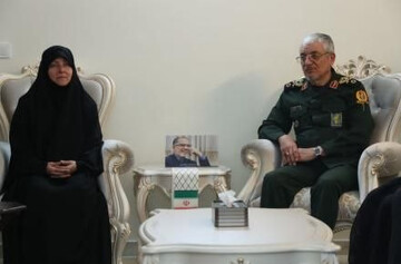 طلایی‌نیک : سردار مظفری‌نیا در بنیان‌گذاری طرح‌ها و توسعه ظرفیت‌های دفاعی  نقش مؤثری داشت