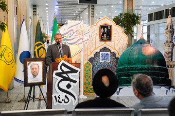 علی‌رضا رشیدیان، رئیس سازمان حج و زیارت در مراسم اعزام اولین گروه زائران ایرانی به حج تمتع ۱۴۰۵