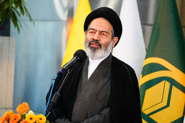 حجت‌الاسلام والمسلمین سید عبدالفتاح نواب، نماینده ولی فقیه در امور حج و زیارت در مراسم اعزام اولین گروه زائران ایرانی به حج تمتع ۱۴۰۵