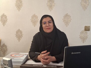 معلمان در ایجاد بصیرت و ثبات فکری در نسل جوان پیشگام باشند