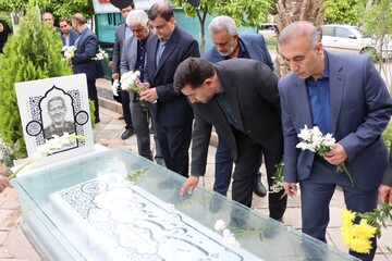کارگران رزمندان خط مقدم جبهه تولید هستند/ پایداری اقتصاد فارس در روزهای سخت جنگ