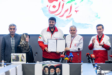 حضور سید رضا صالحی امیری، وزیر میراث فرهنگی و گردشگری در هلال احمر