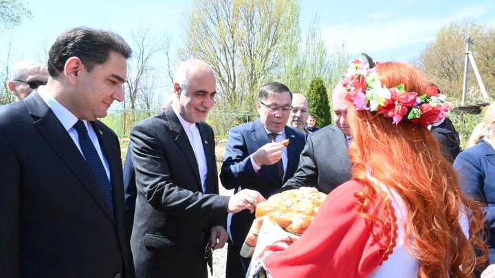 افتتاح «کوی دوستی کشورهای حاشیه دریای خزر» در آستراخان افتتاح «کوی دوستی کشورهای حاشیه دریای خزر» در آستراخان