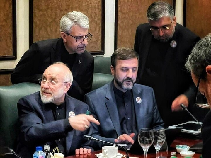 تیم مذاکره کننده ایرانی در مذاکرات اسلام آباد عملکرد تیم مذاکره کننده ایرانی از نگاه یک روزنامه نگار ارشد عرب