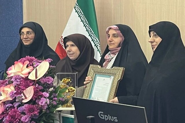 زن مسلمان ایرانی می‌تواند در عرصه‌های بین‌المللی مدافع مظلومان باشد