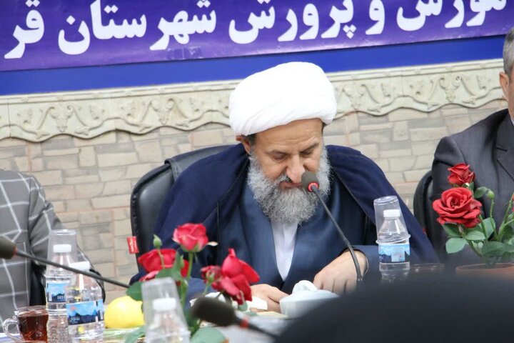 معلمان در سخت‌ترین شرایط پای کار نظام بودند/ ارائه خدمات جهادی در قالب «نذر آموزش»