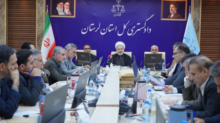 لزوم استفاده قضات و دادستان‌ها از جایگاه قانونی خود بر حمایت از مردم در برابر اشرار