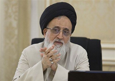 آیت الله مدرسی یزدی: اقتصاد نامشروع غرب در گلوگاه هرمز زیر گام‌های قدرتمند ایران است