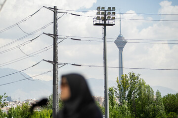 نشست خبری سخنگوی دولت در نیروگاه برق آلستوم