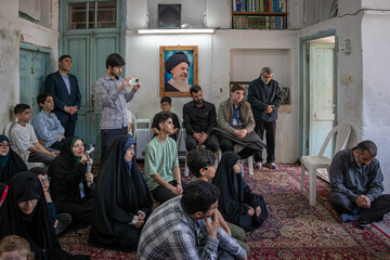کاروان زیر سایه خورشید - گیلان
