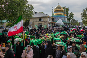 کاروان زیر سایه خورشید - گیلان
