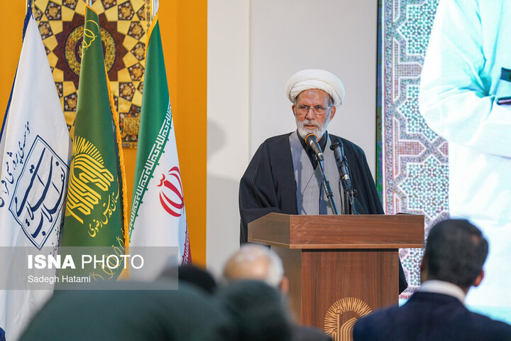 افتتاح نمایشگاه «آقا در لباس سربازی» و رونمایی از ۷ دستخط رهبر شهید انقلاب در غبارروبیها