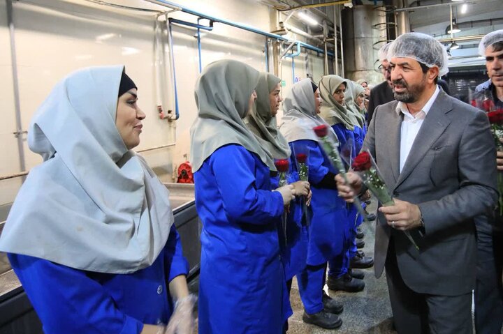 استاندار همدان: استمرار فعالیت واحدهای صنعتی، تجلی عینی اقتصاد مقاومتی است