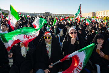 اجتماع بزرگ امام‌رضایی‌ها و بیعت با رهبر معظم انقلاب در اصفهان