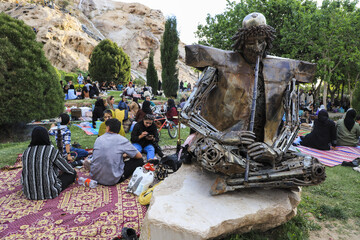 جشن تندرستون یا شیوشگان - کرمان