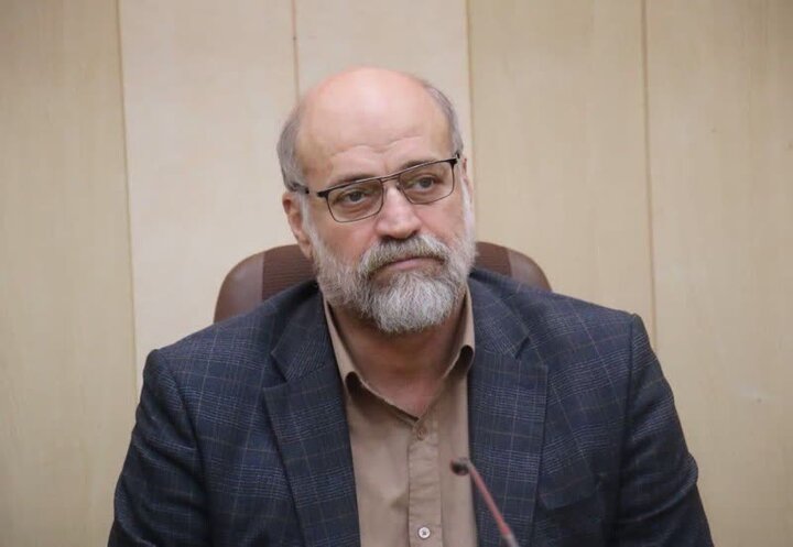 معاون استاندار ایلام: رضایت‌مندی مردم باید اولویت نخست دستگاه‌های اجرایی باشد