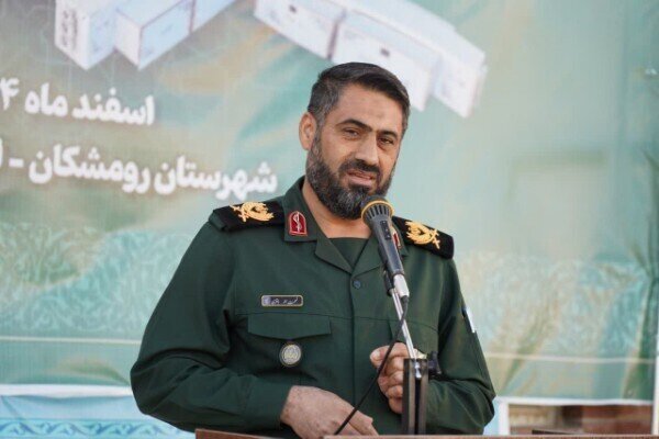 فرمانده سپاه لرستان: حضور مردم پشتوانه نیروهای مسلح در میدان است