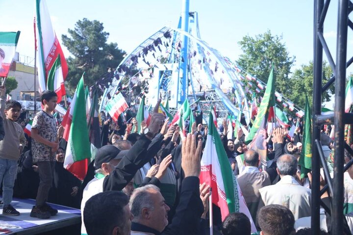 رزمایش «جان‌فدا» در ورامین با حضور گسترده مردم برگزار شد