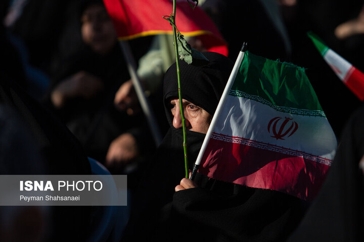 جنگ روانی و اقتصادی، سلاح جدید دشمن علیه ایران/ مردم همچنان پای کار وطن + فیلم