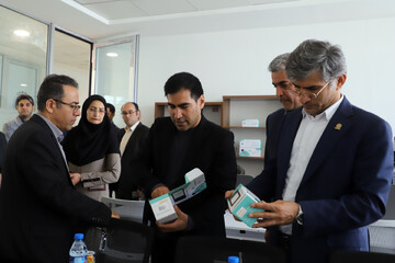 بازدید «معاون فناوری و نوآوری» وزارت علوم، تحقیقات و فناوری از پارک علم و فناوری کرمانشاه