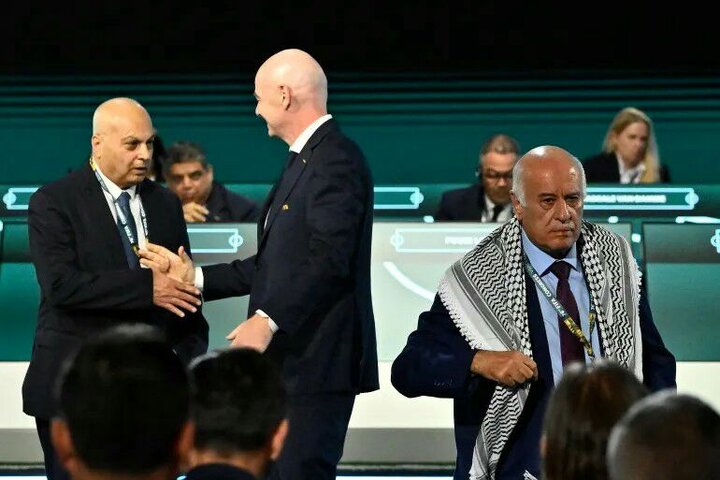 اینفانتینو سنگ روی یخ شد/ رئیس فوتبال فلسطین با اسرائیل دست نداد 1 پایگاه خبری ججین اینفانتینو سنگ روی یخ شد/ رئیس فوتبال فلسطین با اسرائیل دست نداد
