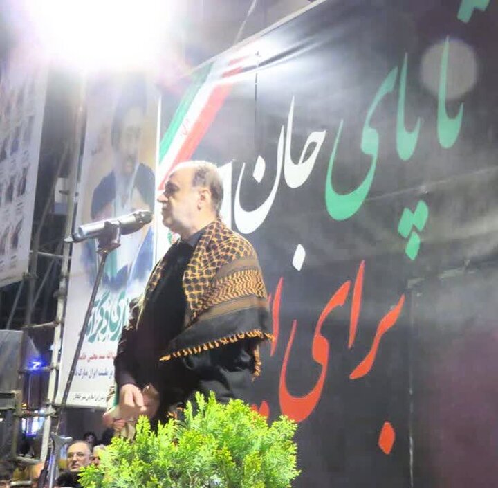 جنگ ۶۰ روزه توان ایستادگی ملت ایران را ثابت کرد