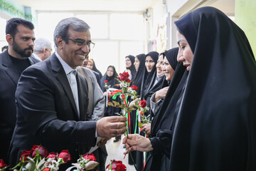 آیین نواختن زنگ سپاس معلم - مشهد