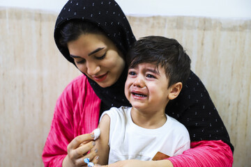 اجرای طرح تکمیلی واکسیناسیون (سرخک ،سرخجه و اوریون) در جنوب‌شرق کشور - کرمان
