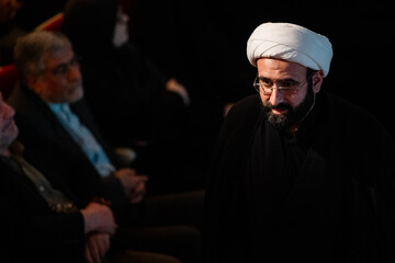 محمدرضا لاریجانی فرزند شهید علی لاریجانی در آیین بزرگداشت و چهلم شهید علی لاریجانی