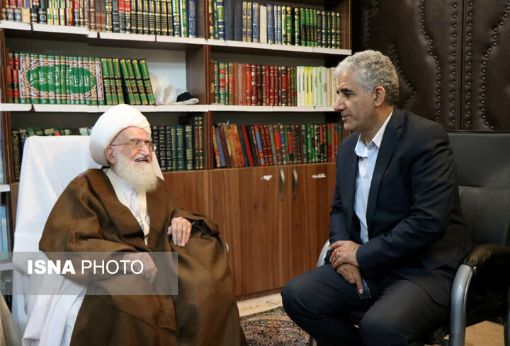 قدردانی آیت‌الله نوری همدانی از تلاش‌های کادر درمان سراسر کشور