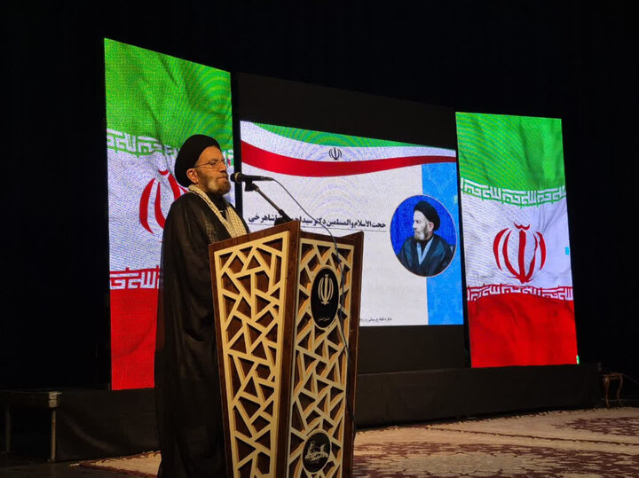 نماینده ولی فقیه در لرستان: دانشگاه فرهنگیان باید محل رفت‌وآمد برترین اساتید علمی باشد