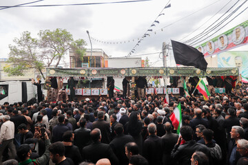 تشییع پیکر مطهر ۱۴ شهید مهمات خنثی نشده جنگ رمضان - زنجان
