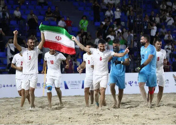 طوفان «شن‌نوردان کویر» در قلب آسیا؛ یزد چگونه نبض فوتبال ساحلی ایران را در دست گرفت؟