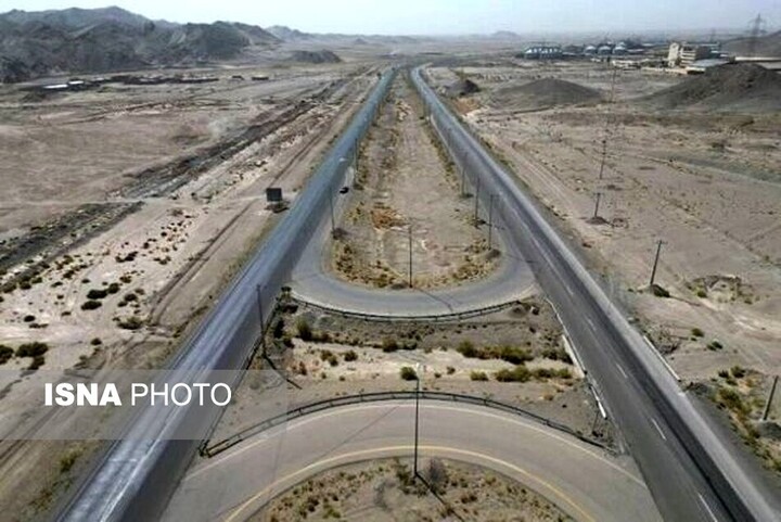 تکمیل ۲۹۷ کیلومتر بزرگراه و راه اصلی در سیستان و بلوچستان