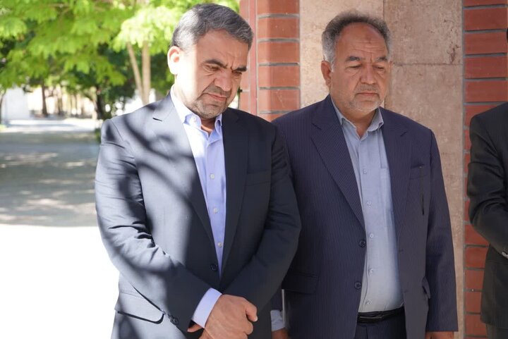 راز اقتدار ایران اسلامی تلاش برای رشد علمی دانش‌آموزان است