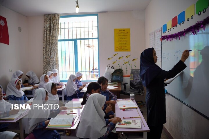 بهره‌مندی ۷۰ هزار دانش‌آموز سیستانی و بلوچستانی از تجهیزات جدید آموزشی