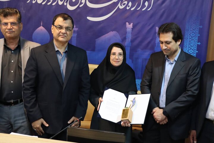 رقابت بیش از ۴۴۰۰ متقاضی در جشنواره امتنان فارس/ کارگر شیرازی «نخبه ملی» شد