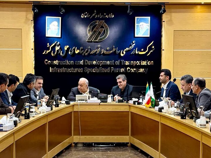 افتتاح ۳۶ کیلومتر آزادراه حرم تا حرم با حضور وزیر راه و شهرسازی
